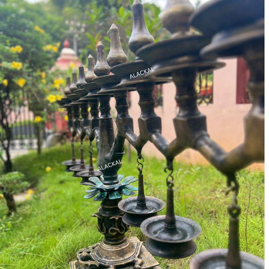 KERALA KAVARAVILAKKU