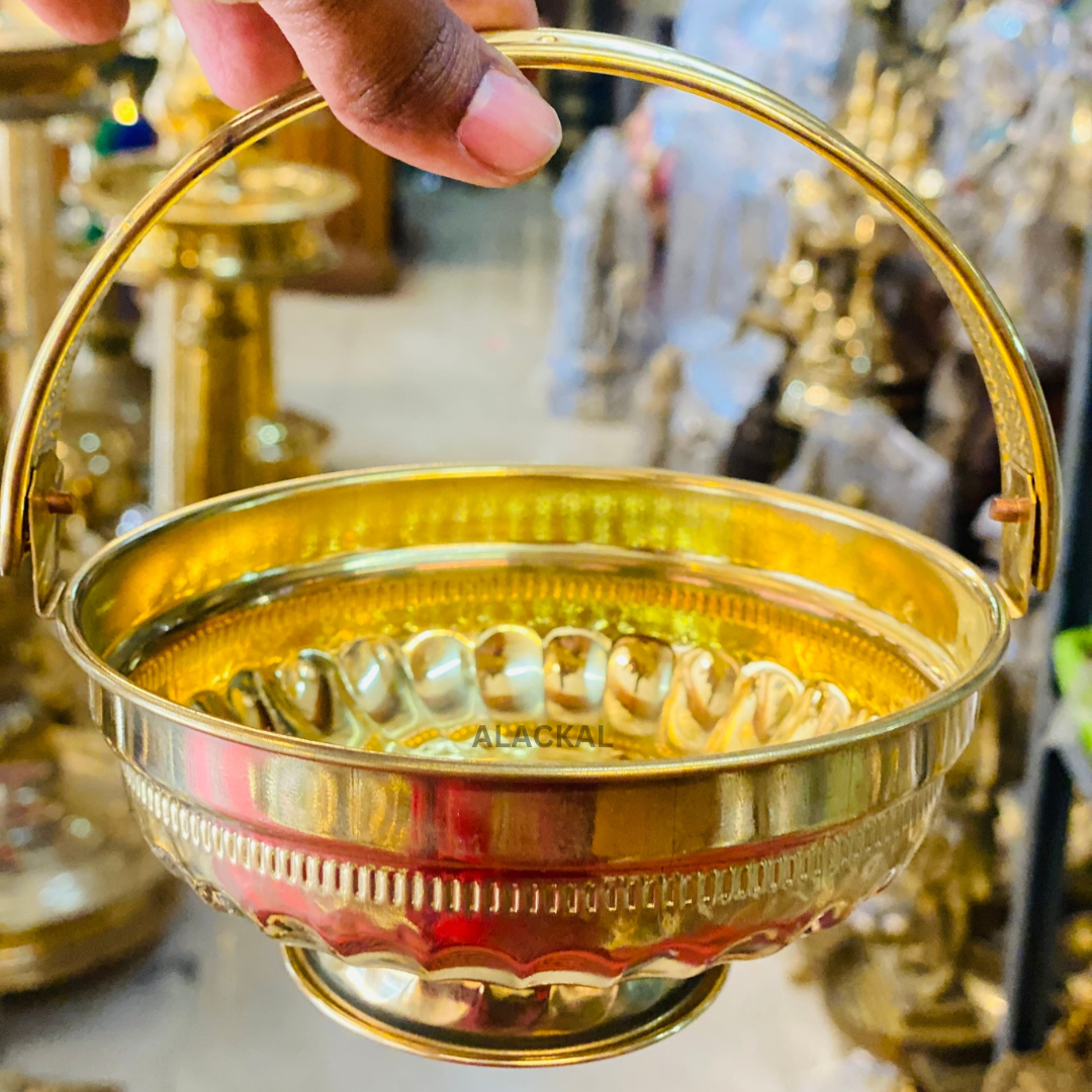 BRASS LIGHTWEIGHT FLOWER BASKET WITH HANDLE