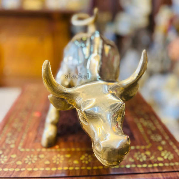 BRASS CHARGING BULL STATUE FOR HOME DECOR | WALL STREET NYC