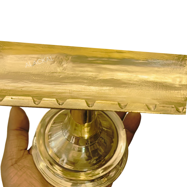 Compact Bronze Paathivilakku with 7 Thiri | Traditional Kerala Deepam for Daily Pooja – Alackal Bell Metals Mannar