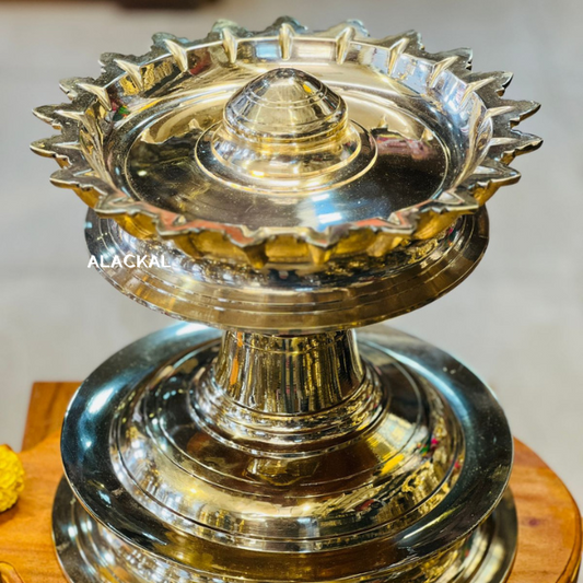 Handmade Bronze Bhadradeepam with 21 Wicks – A Symbol of Auspicious Light from Alackal Bell Metals, Mannar