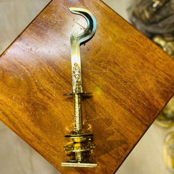 Handcrafted Brass Lightweight Pallival Udavasal for Bhadrakali Temple – Alackal Bell Metals Mannar
