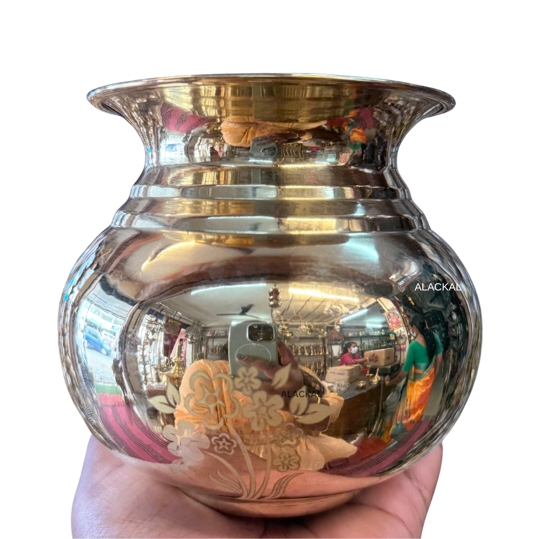 Traditional Brass Milk Boiling Pot for Housewarming (Paal Kachal) | Handmade in Mannar – Alackal Bell Metals