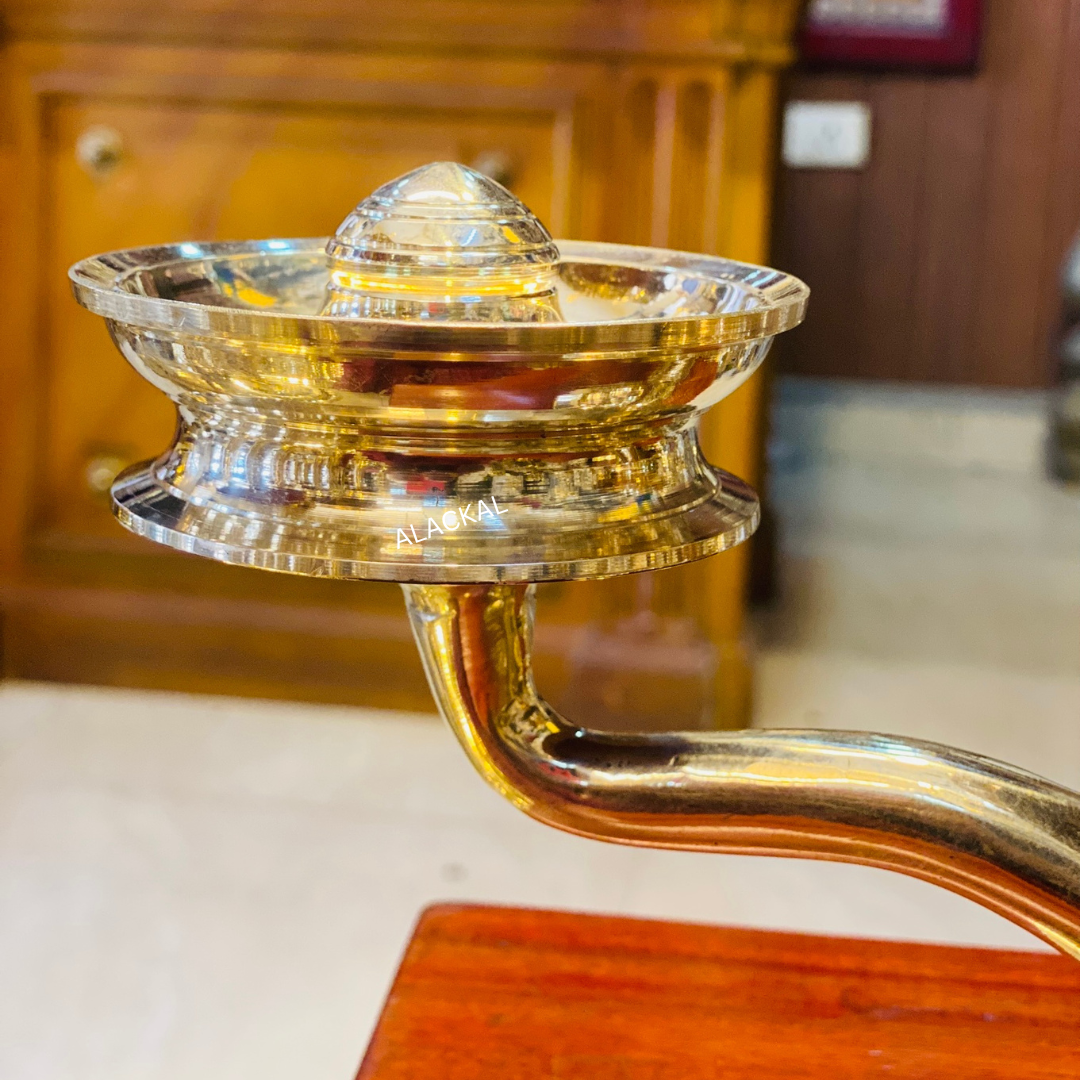 HANDMADE BRONZE KAVARAVILAKKU WITH MOTTU SHAPE ON TOP | 3 LAYER LAMP