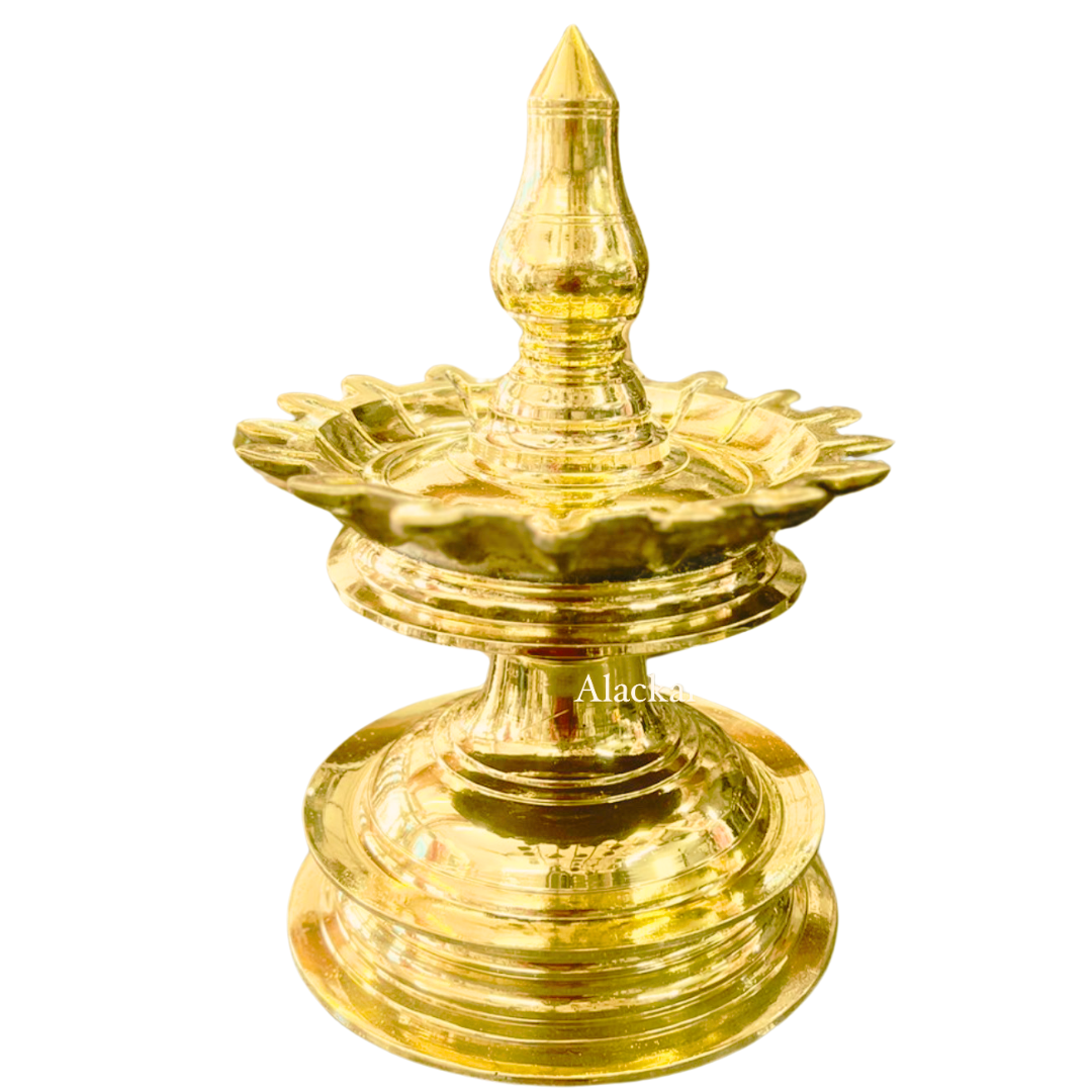 HANDCRAFTED BRONZE BHADRADEEPAM WITH 17 WICKS