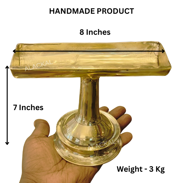 Traditional Compact Bronze Pooja Lamp with Seven Wicks – Kerala Craft