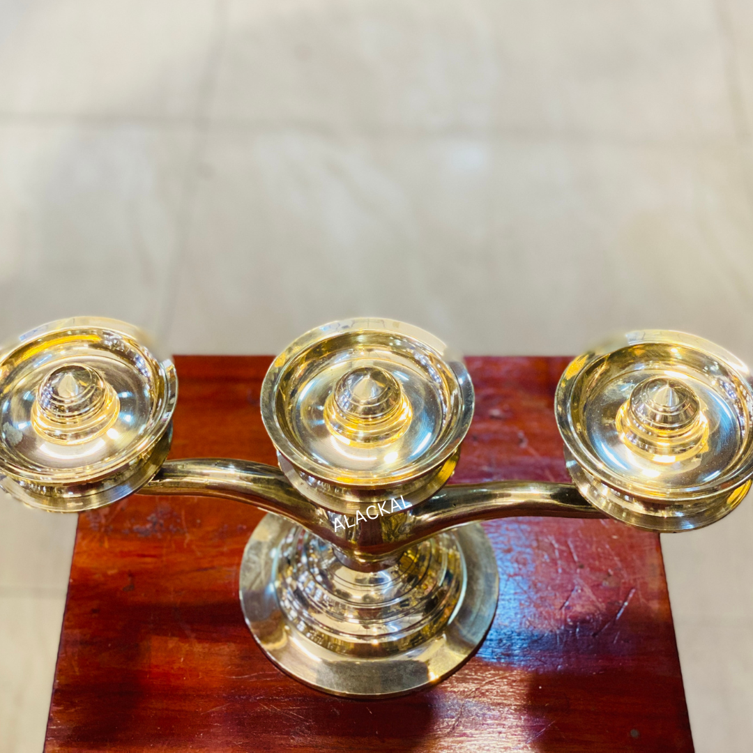 HANDMADE BRONZE KAVARAVILAKKU WITH MOTTU SHAPE ON TOP | 3 LAYER LAMP
