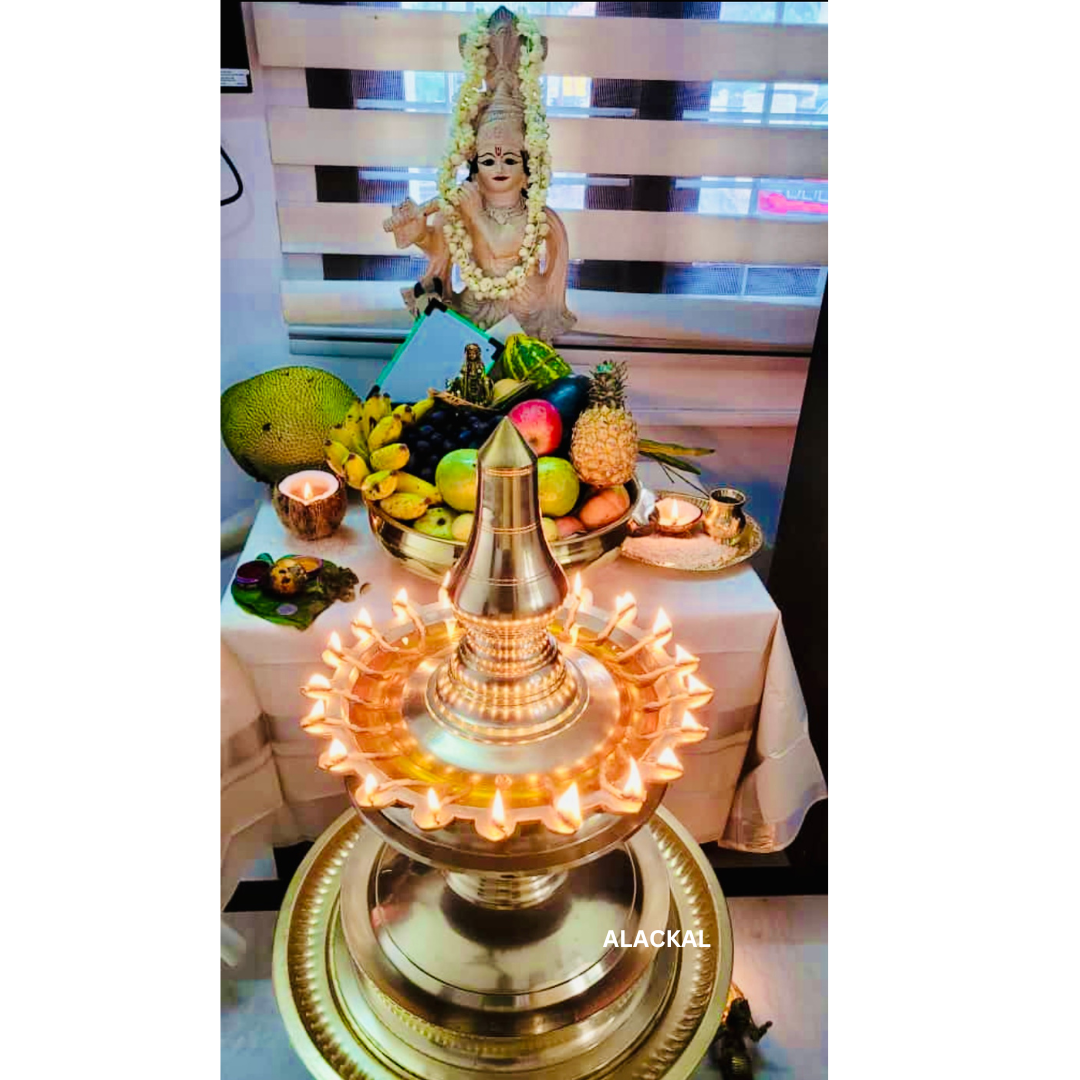 HANDCRAFTED BRONZE BHADRADEEPAM 51 WICKS